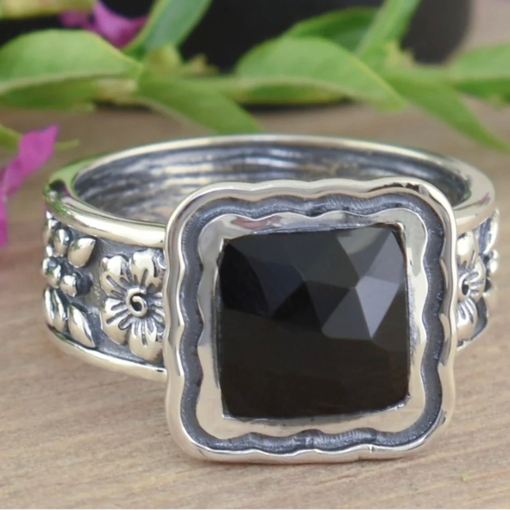 EVENING AFFAIR RING size 7